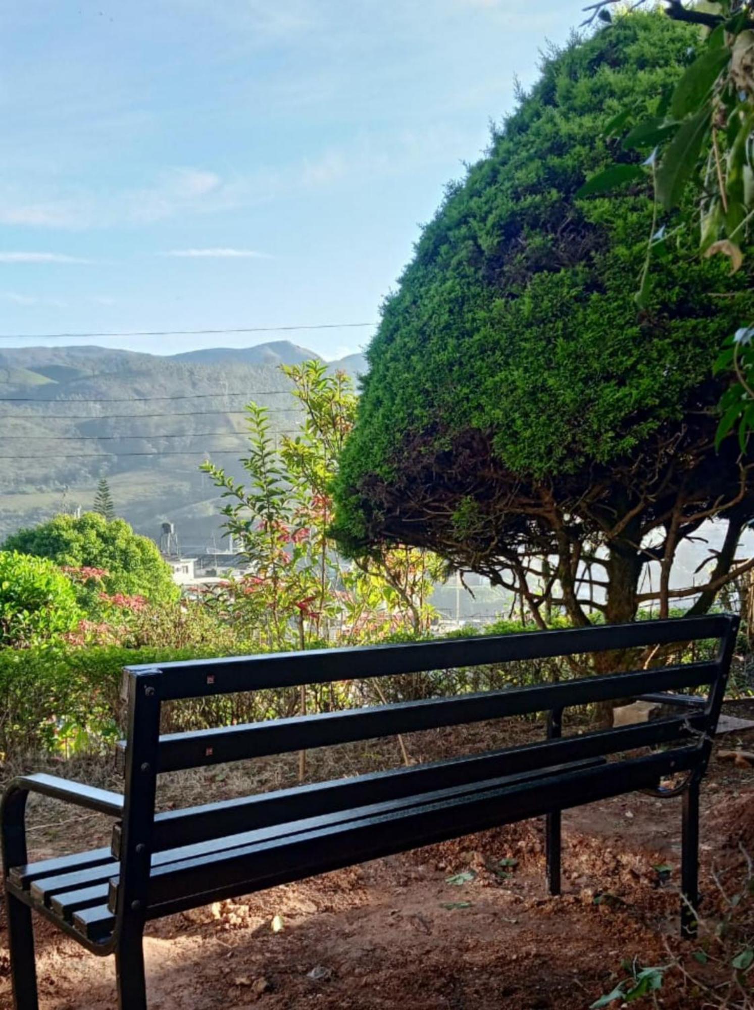 Rheinberg Town Haus Hotell Munnar Exteriör bild