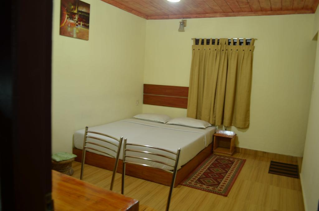Rheinberg Town Haus Hotell Munnar Rum bild