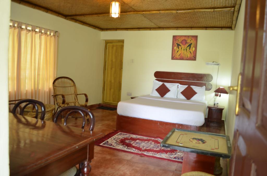 Rheinberg Town Haus Hotell Munnar Rum bild