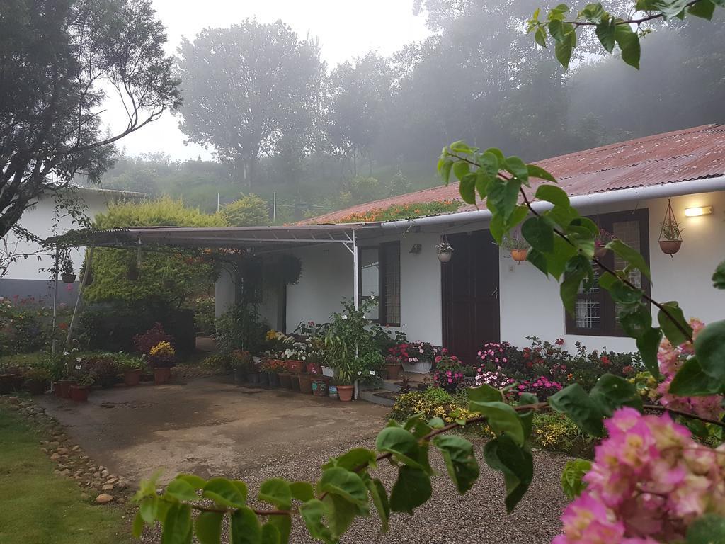 Rheinberg Town Haus Hotell Munnar Exteriör bild